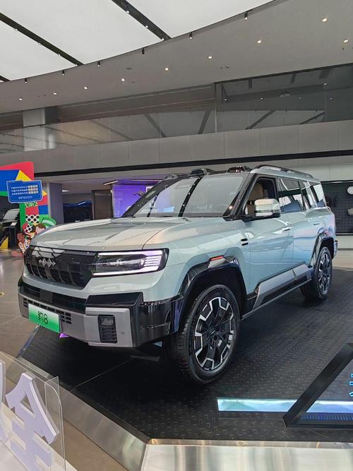 佛山115比亚迪方程豹硬派越野的爆款，英菲尼迪35周年与你共成长
